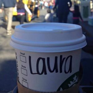 Meet your Posher, Laura